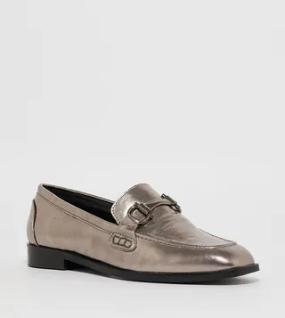 ANNIE Metallic Round Toe Loafers