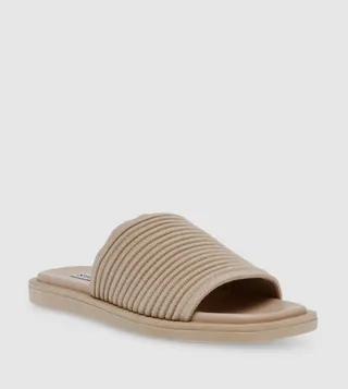 AWESTRUCK Textured Open Toe Flat Sandals