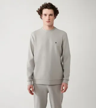 Logo Detail Crew Neck Sweatshirt