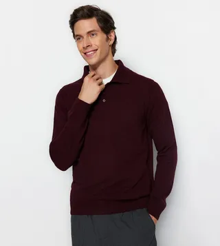 Solid Collared Knitted Sweater