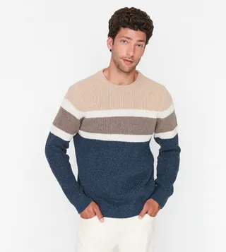 Slim Fit Crew Neck Color Block Sweater