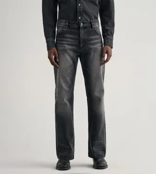 Washed Straight Fit Jeans 