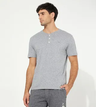 Solid Henley Neck Short Sleeves T-Shirt