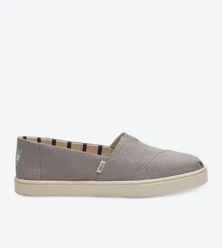 Tmsseasonal Venice Round Toe Espadrille - Grey