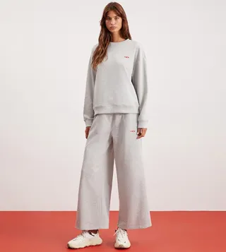 Logo Embroidered Long Sleeves Sweatsuit Set