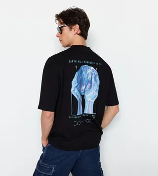 Printed-Back Short Sleeves Oversized T-Shirt