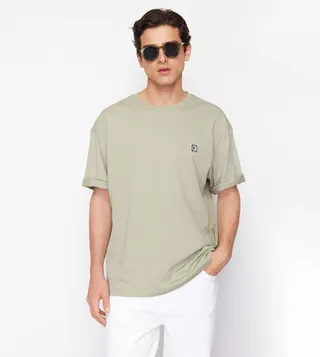Embroidered Short Sleeves Oversized T-Shirt