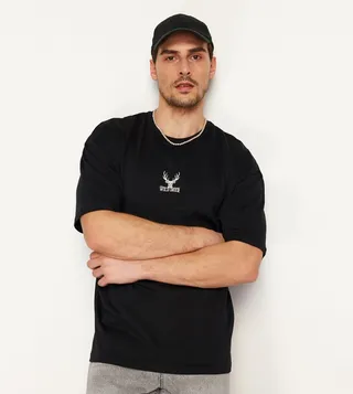 Embroidered Short Sleeves T-Shirt
