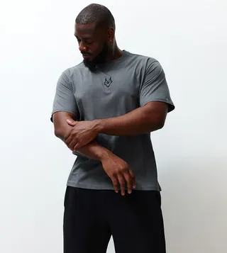 Embroidered Short Sleeves T-Shirt