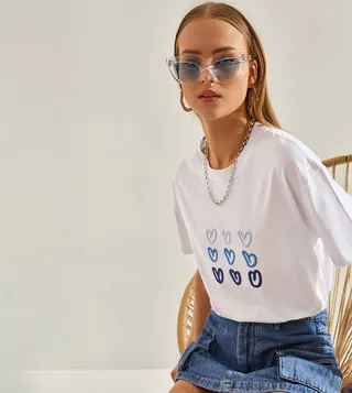 Embroidered Short Sleeves T-Shirt