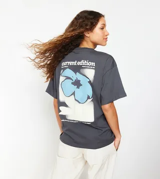 Back-Print Short Sleeves Oversized T-Shirt