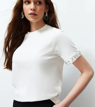 Stone Detail Short Sleeves T-Shirt
