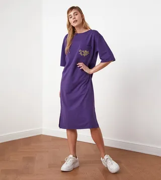 Embroidered Wide Cut Knitted Dress