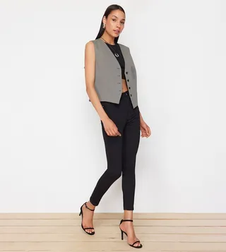 Flexible Fabric Body-hugging Slim Fit Woven Pants
