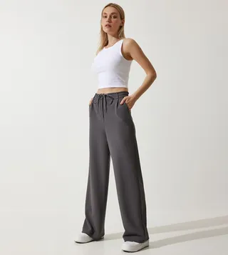 Solid Drawstring Waist Wide Leg Trousers