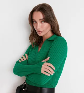 Ribbed Collared Long Sleeves Sweater
