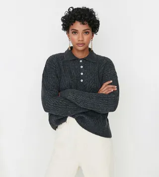 Textured Collared Long Sleeves Sweater