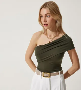One Shoulder Knitted Top