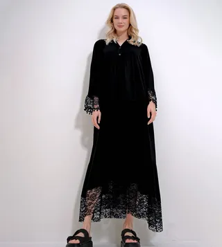 V-Neck Lace Detail Midaxi Dress
