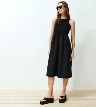 Solid Crew Neck Midi Dress
