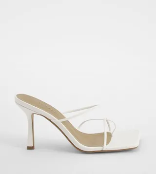 Wide Fit Asymmetric Toe Post Square Toe Heel Sandals