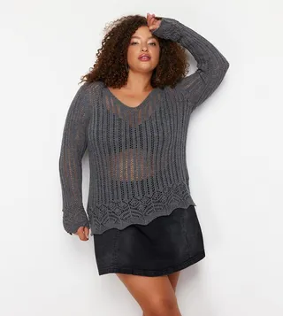 Curve V-Neck Openwork Knitted Sweater
