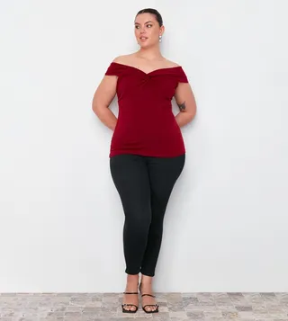 Curve Off Shoulder Knitted Top