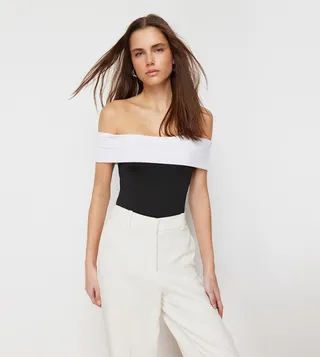 Solid Off Shoulder Bodysuit Top