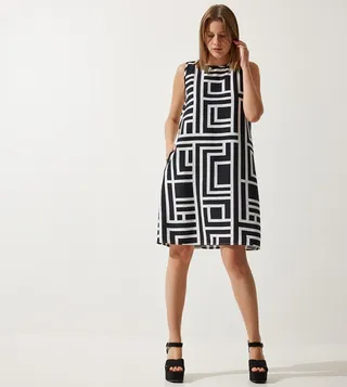 Patterned Sleeveless Shift Dress