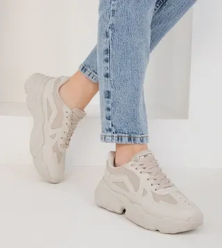 Round Toe Chunky Sneakers