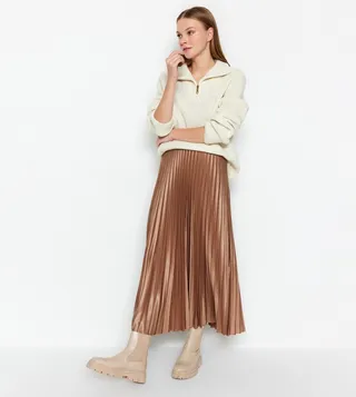 Solid Pleated Midaxi Skirt