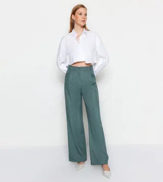 Solid Wide Leg Pleated Trousers