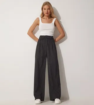 Pleated Wide Leg Pants