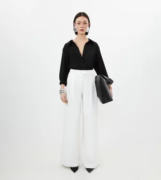 Clean Tailored Pleated Wide Leg Trousers