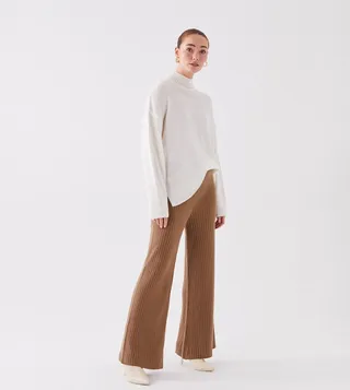 Knitted Elastic Waist Flared Trousers