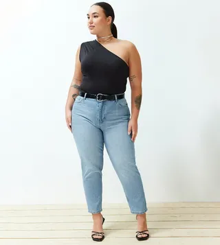 High Waist Mom Fit Jeans