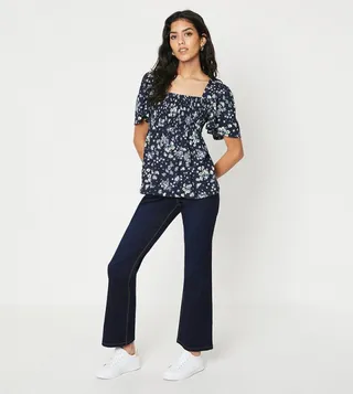 Solid Petite Flared Jeans