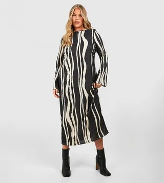 Plus Printed Flared Sleeves Midi Dress
