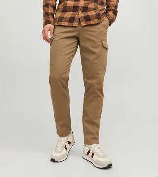 Solid Slim Fit Cargo Pants