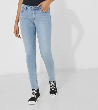 711 Skinny Fit Jeans