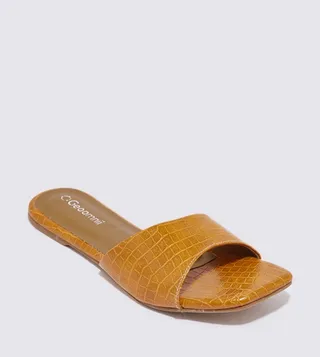 Fiona Square Toe Flat Sandals