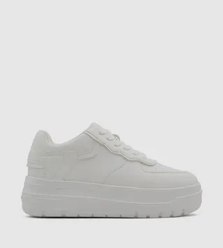 IVEY Low Top Sneakers