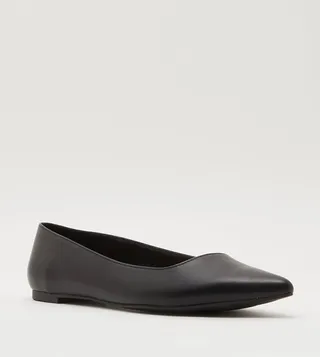 HAZYLLE Pointed Toe Ballerinas