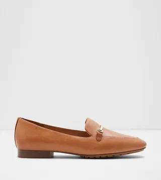 HARRIOT Metal Detail Loafers