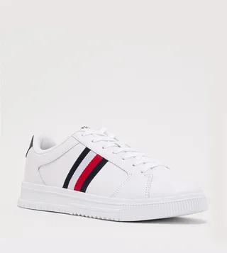 Flag Detail Lace Up Leather Sneakers