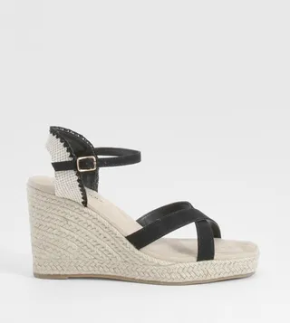 Crossover 2 Part Topstitch Detail Wedges