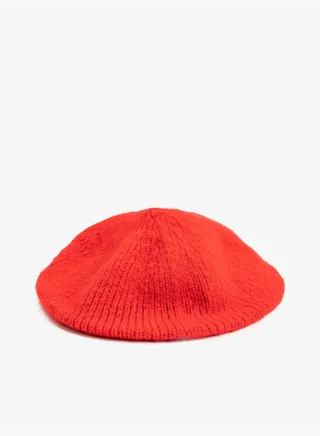 Knitted Ribbed Beanie