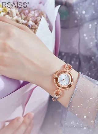 Women's Skeletonized Bracelet Quartz Watch, Analog Display Round Dial Watch with Double Lap Bezel Design, Waterproof Elegant Watch as Gift for Women 