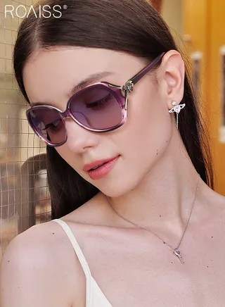 Women's Polarized Butterfly Sunglasses, UV400 Protection Sun Glasses with Rhinestones Decoration, Fashion Anti-Glare Sun Shades with Glasses Case for Shopping Party Travel 57mm, Clear Purple 
