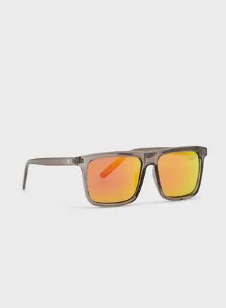 Bruce-Sustainable Sunglasses - Made Of 100% Recycled Materials